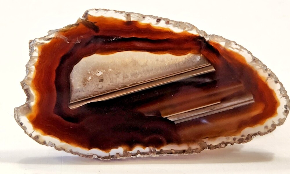 Banded Brown/White Polished Agate Slice Magnetic Brooch Pin Boho Morocco Brazil
